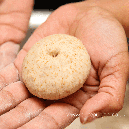 How to make chapattis. Pure Punjabi Learn Cook Eat Meal Prep Box, Cookery School, E-learning, Weddings, Pop-up Restaurants and Privat Dining