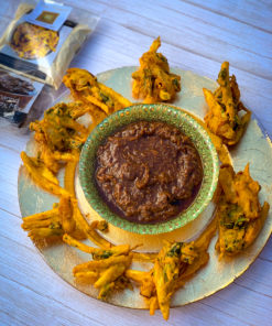 Onion Bhaji & Tamarind Chutney starter kit by Pure Punjabi